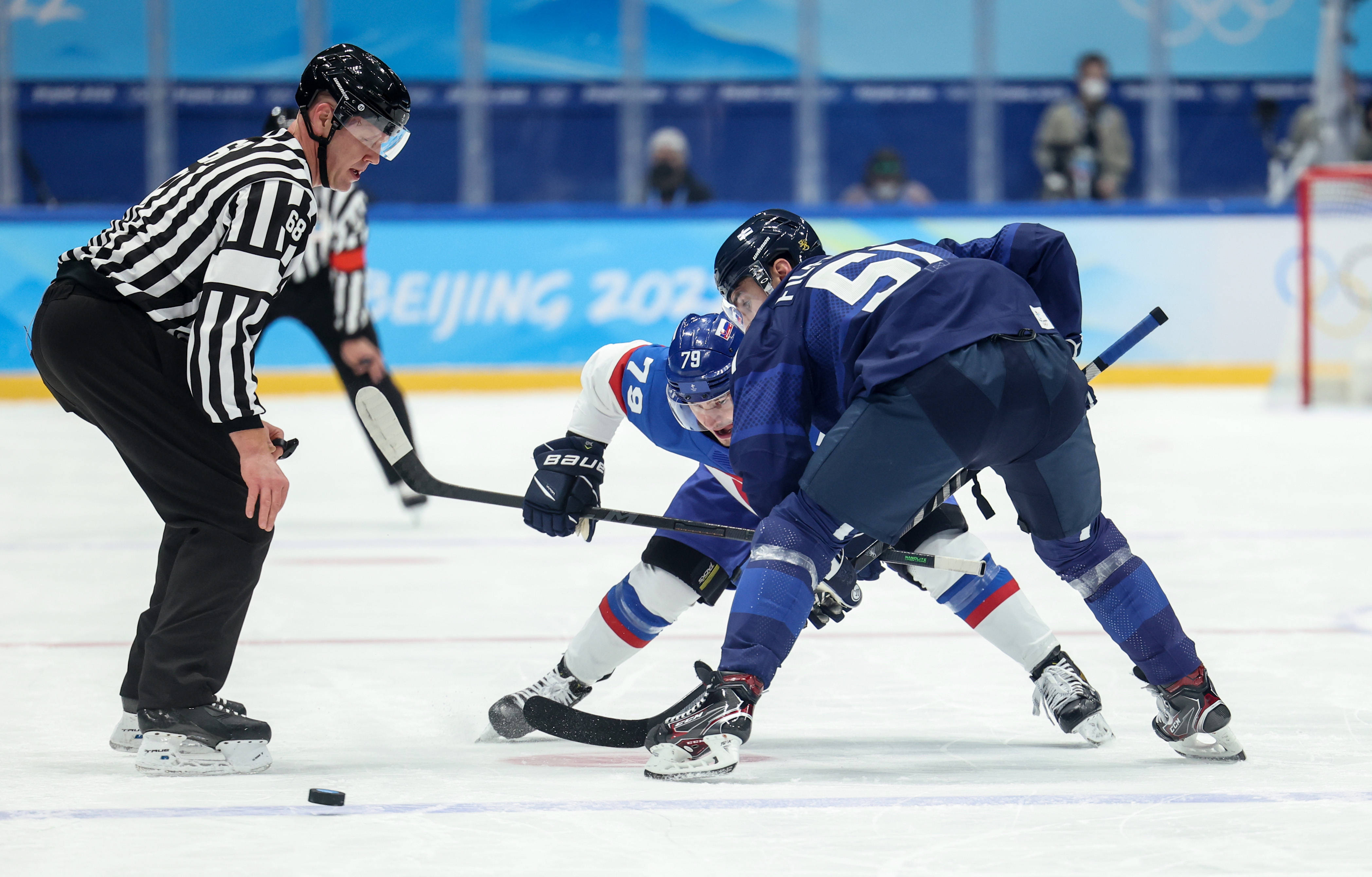 斯洛伐克队在比赛中取得胜利,成功挺进半决赛 斯洛伐克队在比赛中取得胜利,成功挺进半决赛